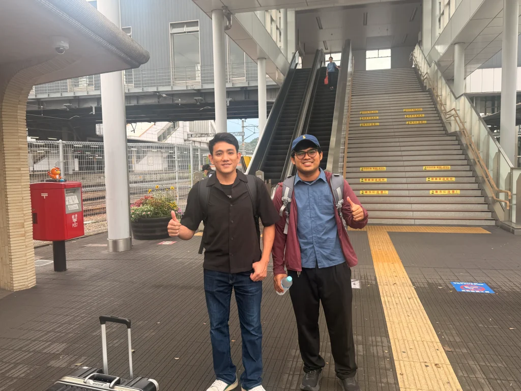 集合場所で合流したビンタンさんとアムリさん。ヘルマワンさんはこの後合流しました。