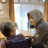 ディンダさんへインタビュー！（社会福祉法人薫風会 エバーグリーン様）